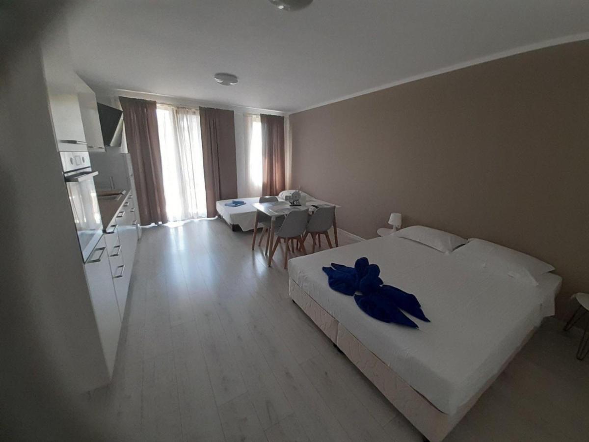 Summer Apartments Kabakum 골든샌드 외부 사진