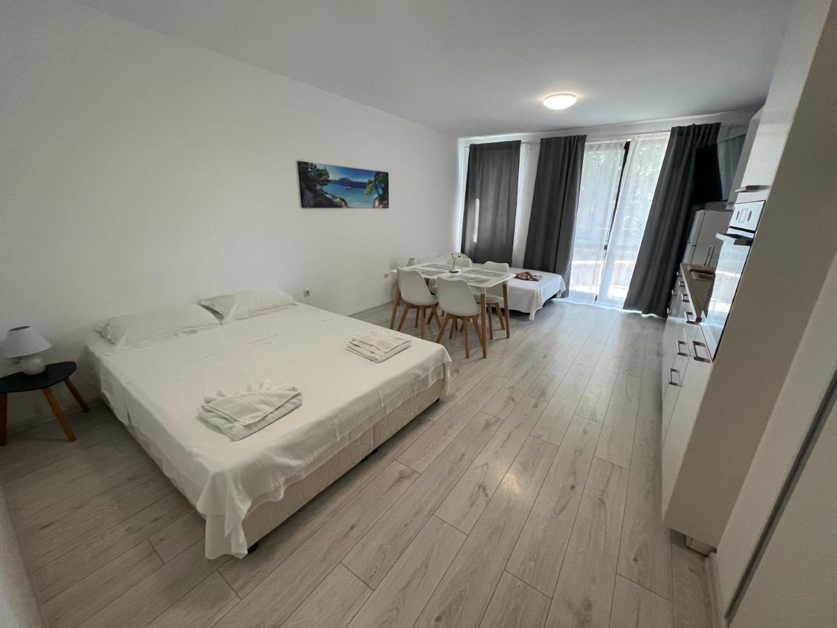Summer Apartments Kabakum 골든샌드 외부 사진
